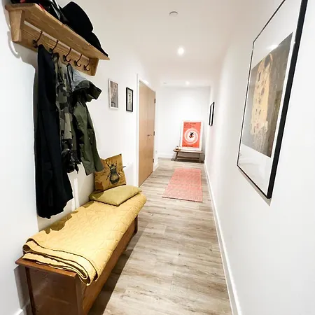 Stokes Croft - Whole - Centre - Serviced Bs1 * ブリストル