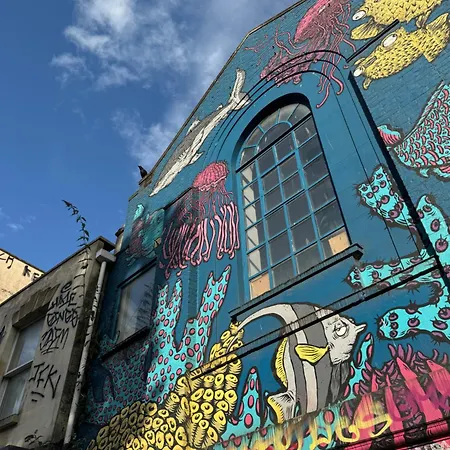 Stokes Croft - Whole - Centre - Serviced Bs1 * ブリストル