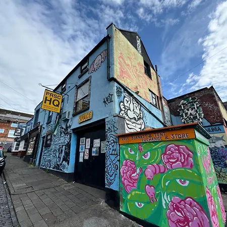 Stokes Croft - Whole - Centre - Serviced Bs1 ブリストル